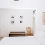 卡普里镇公寓
